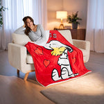 Get Trend Peanuts Snoopy Electric Blanket 150x200cm, Double Size Soft & Luxurious Sherpa Fleece Heated Blanket, 9 Heat Settings 12-Hour Auto-Off Timer (Red Snoopy, Double UK) - Get Trend